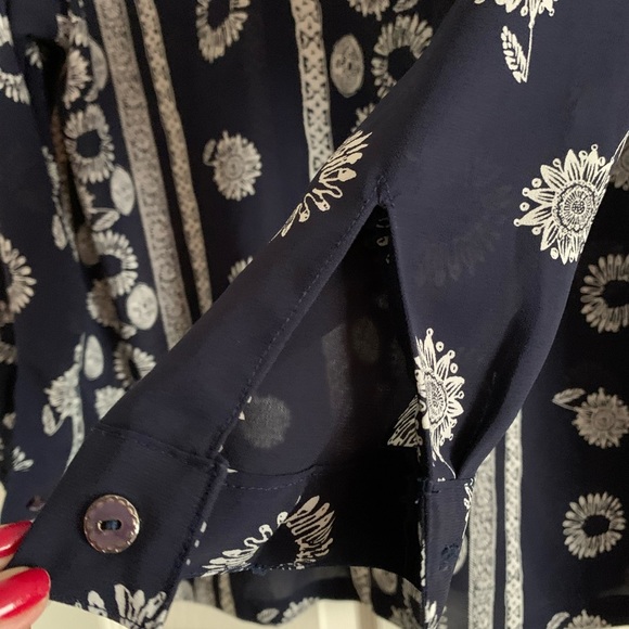 Angel Fashion Women’s Navy blue and White Printed Long Sleeve Blouse Siz… - Picture 14 of 17